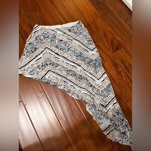 BCBGeneration Black and Tan Abstract Skirt